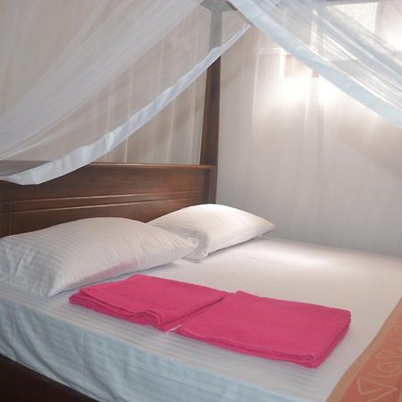 Chamod Holiday Home Tangalle Eksteriør billede